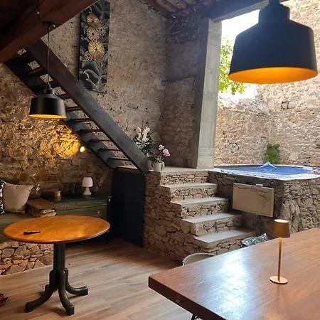 Parentale Avec Un Petit Salon *