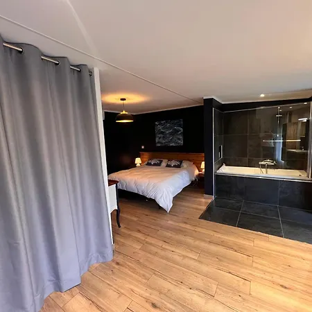 Bed & Breakfast Parentale Avec Un Petit Salon Homps (Aude)